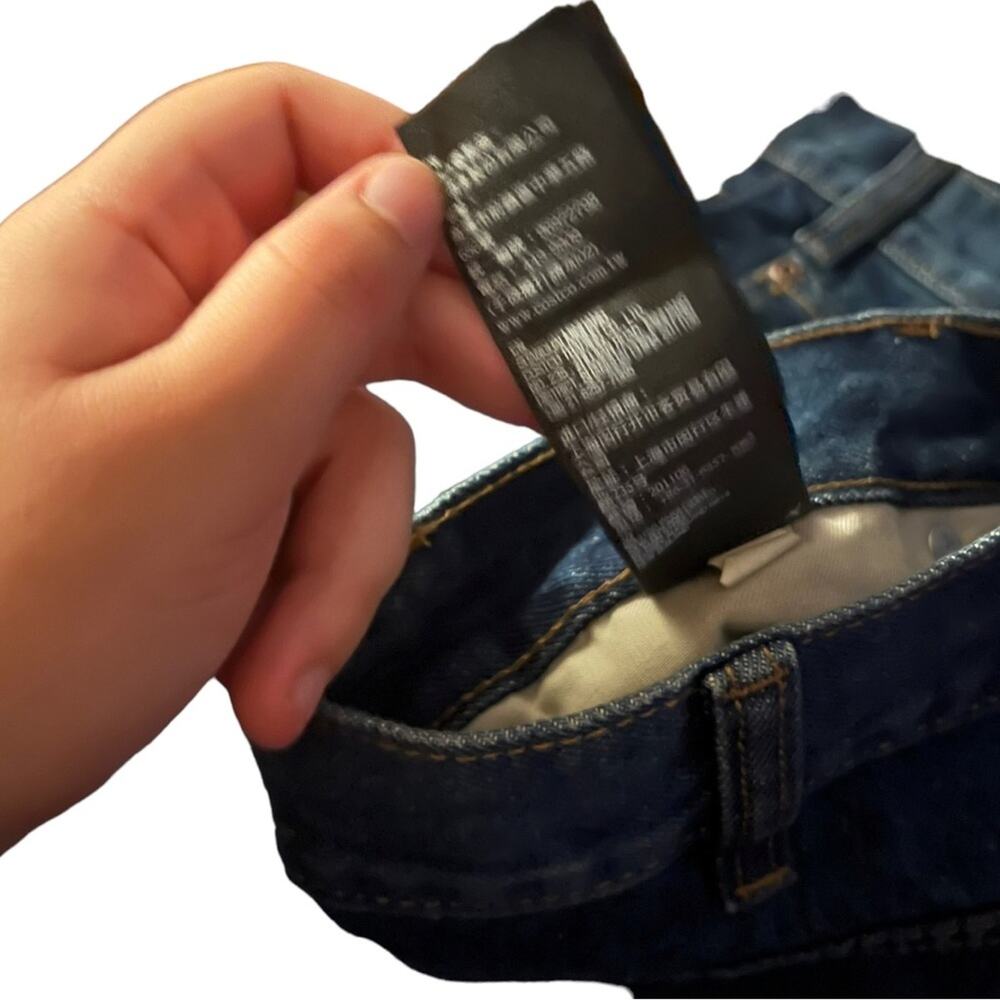 Kirkland Signature Relaxed Fit Jean Size 42 X 34 - Picture 5 of 7